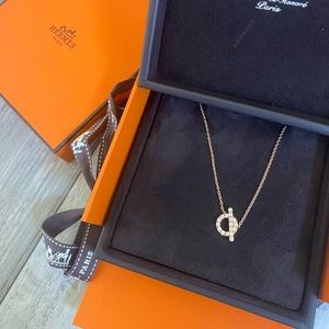 Brand New! Hermes Finesse Necklace!